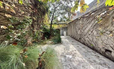 Imponente casa en el límite de Palermo y Villa Crespo — Julián Álvarez entre Córdoba y Lerma