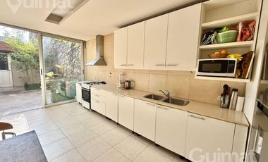 Imponente casa en el límite de Palermo y Villa Crespo — Julián Álvarez entre Córdoba y Lerma