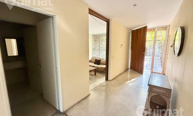Imponente casa en el límite de Palermo y Villa Crespo — Julián Álvarez entre Córdoba y Lerma