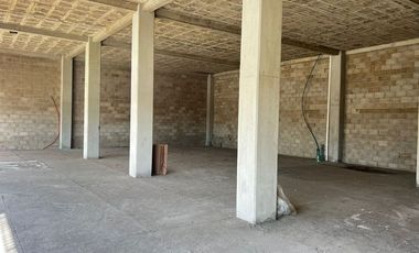 Locales en Planta Baja y Alta en Tateposco