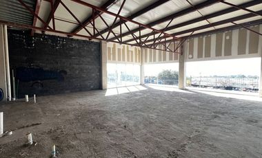 Locales en Planta Baja y Alta en Tateposco