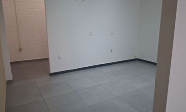 RENTA DE LOCAL EN PLANTA ALTA EN PUERTA  REAL