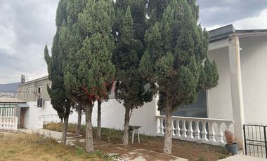 Inmueble comercial en venta, locales comercial, bodega y salón de eventos.