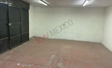 Inmueble comercial en venta, locales comercial, bodega y salón de eventos.