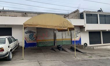Inmueble comercial en venta, locales comercial, bodega y salón de eventos.