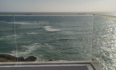 EXCLUSIVO DEPARTAMENTO FRENTE AL MAR