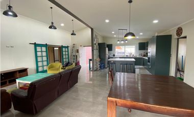 SE VENDE HERMOSA CASA EN CONDOMINIO