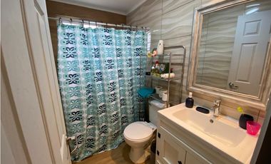 SE VENDE HERMOSA CASA EN CONDOMINIO