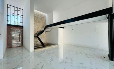 Casa en venta en Club de Golf Provincia, Mérida, Yucatán.