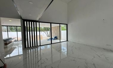 Casa en venta en Club de Golf Provincia, Mérida, Yucatán.