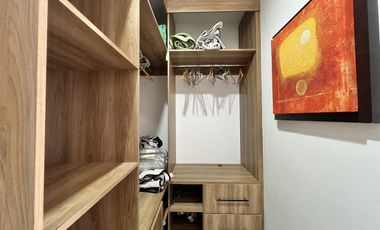 Casa Amueblada en Renta con Amplio Jardín