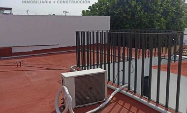 Casa Uso de Suelo Comercial en Venta en Colima Céntrica Ideal Oficinas /Negocios