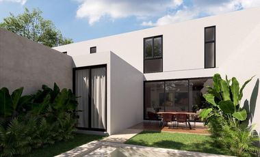 EN VENTA CASA EN MÉRIDA DE 1 HABITACIÓN CON ALBERCA Y JARDÍN