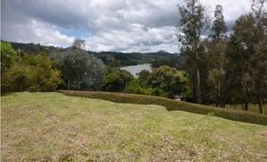 Venta de Lote con vista a la Represa de la Fe el Retiro