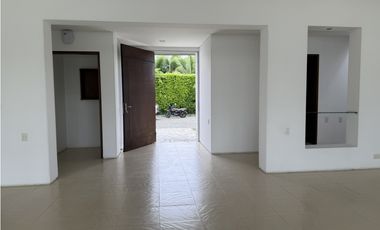 ALQUILER O VENTA CASA CAMPESTRE SECTOR CLUB CAMPESTRE