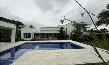 ALQUILER O VENTA CASA CAMPESTRE SECTOR CLUB CAMPESTRE