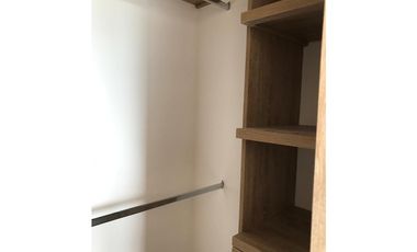 HERMOSA CASA ACABADOS DE LUJO PARA ESTRENAR EN LA CEJA