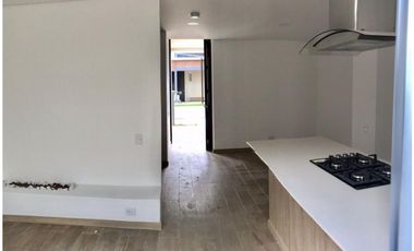 HERMOSA CASA ACABADOS DE LUJO PARA ESTRENAR EN LA CEJA