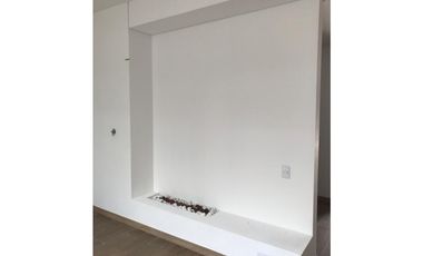 HERMOSA CASA ACABADOS DE LUJO PARA ESTRENAR EN LA CEJA