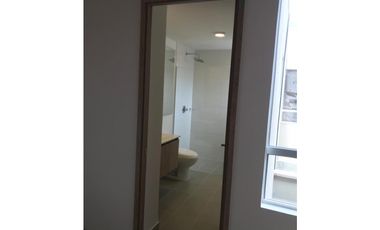 HERMOSA CASA ACABADOS DE LUJO PARA ESTRENAR EN LA CEJA