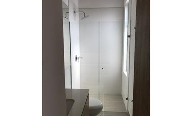 HERMOSA CASA ACABADOS DE LUJO PARA ESTRENAR EN LA CEJA