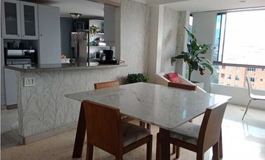 Se vende amplio Apto en San Lucas poblado