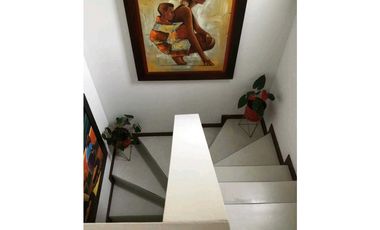 CASA BARRIO CASTILLA- CONJUNTO CERRADO - BOGOTA