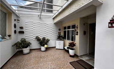 CASA BARRIO CASTILLA- CONJUNTO CERRADO - BOGOTA