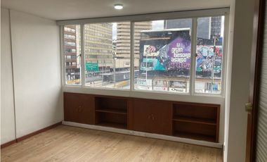 Oficina para arriendo de 108.33 metros Centro