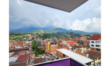 Apartamento duplex centro de Caldas