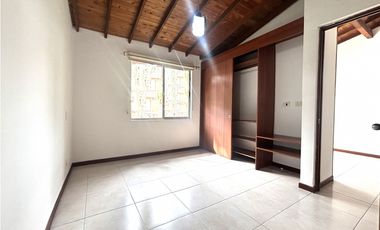 ARRIENDO CASA EN ENVIGADO - LAS ANTILLAS