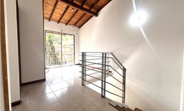 ARRIENDO CASA EN ENVIGADO - LAS ANTILLAS