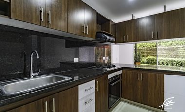 CASA EN VENTA EN SAN LUCAS, MEDELLN