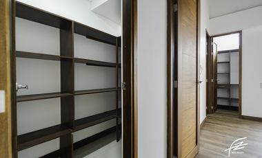 CASA EN VENTA EN SAN LUCAS, MEDELLN