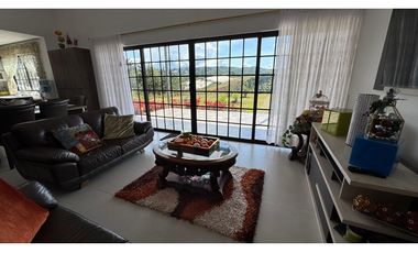 Vendo Casa Campestre con hermosa vista verde