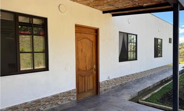 Vendo Casa Campestre con hermosa vista verde