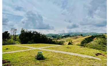 Vendo Casa Campestre con hermosa vista verde