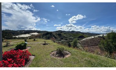 Vendo Casa Campestre con hermosa vista verde