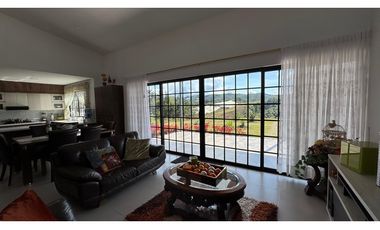 Vendo Casa Campestre con hermosa vista verde