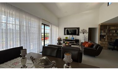 Vendo Casa Campestre con hermosa vista verde