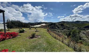 Vendo Casa Campestre con hermosa vista verde