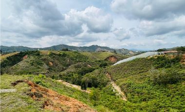 Vendo Casa Campestre con hermosa vista verde