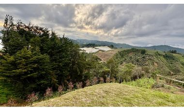 Vendo Casa Campestre con hermosa vista verde