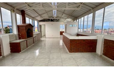 Casa con 4 apartamentos en Venta / Permuta - Barrio Colombia Palmira