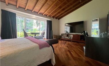 Casa Campestre En Venta, La Calera - El Poblado