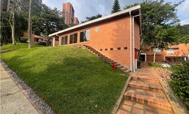 Casa Campestre En Venta, La Calera - El Poblado