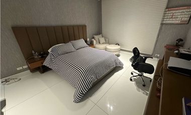 APARTAMENTO DE LUJO EN ALTO PRADO EN VENTA