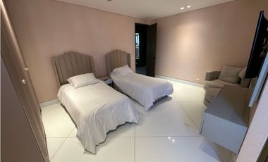 APARTAMENTO DE LUJO EN ALTO PRADO EN VENTA