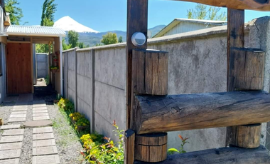 En Venta Casa, mas Local comercial, mas Deptos, Melipeuco.
