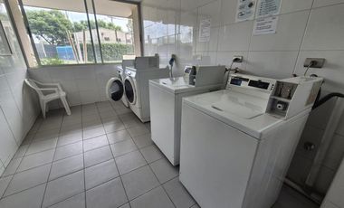 Amplio depto en arriendo 3D/2B con vista despejada